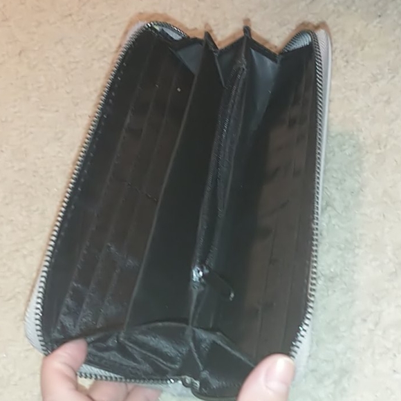 Wallet - Picture 3 of 3